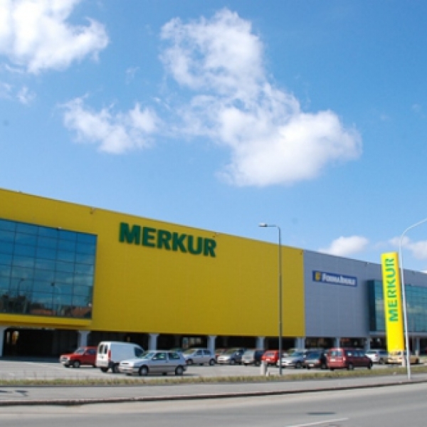 Merkur shopping mall Karaburma