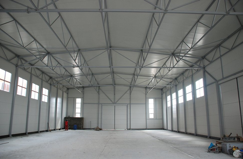 Drvopromet Kula inside of the warehouse